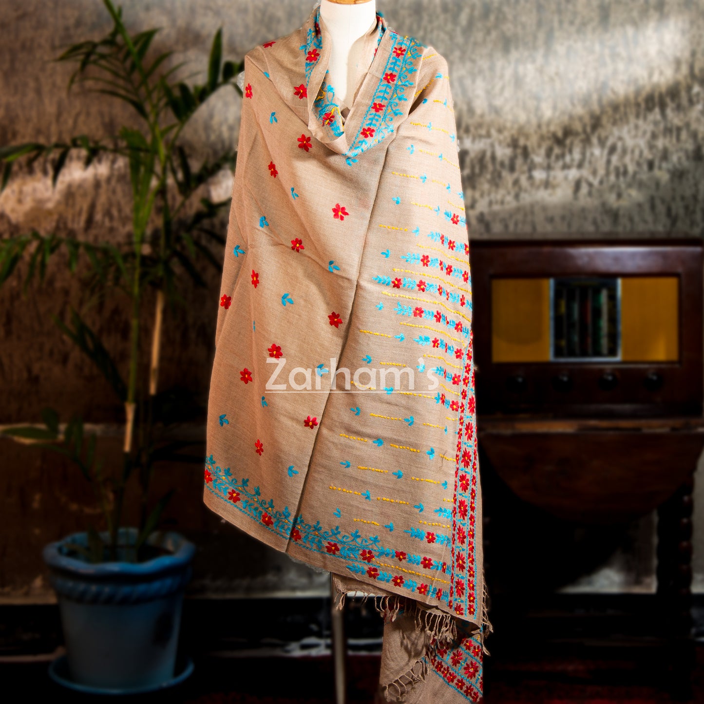 Handmade Premium quality hand embroided Himalayan Woolen Shawl